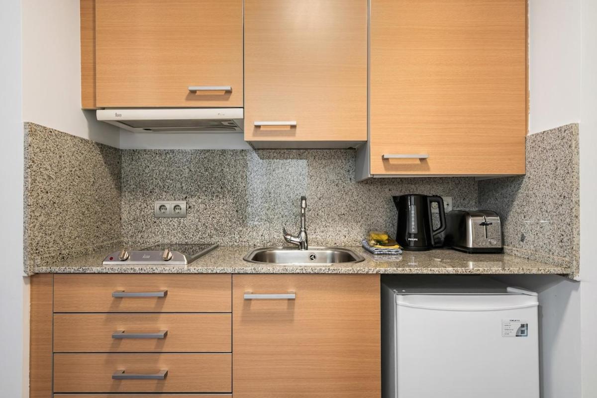 With Parking - 1b Appartement *