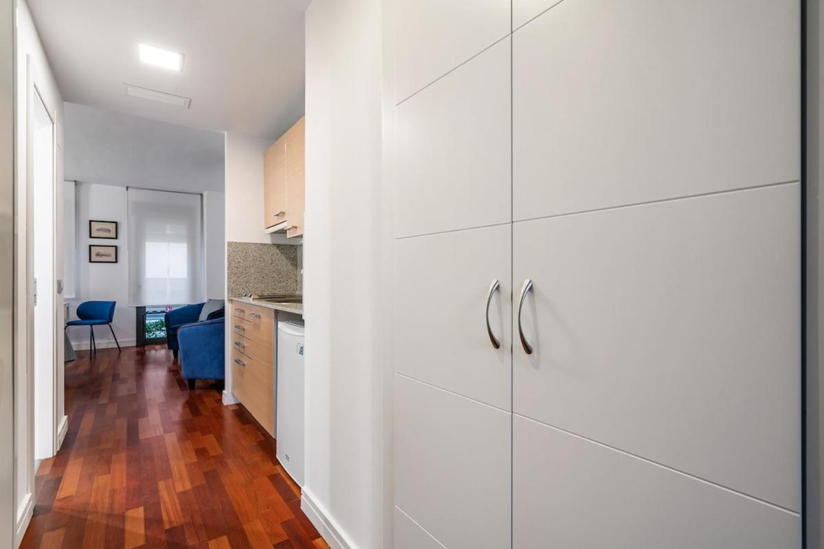 With Parking - 1b Appartement