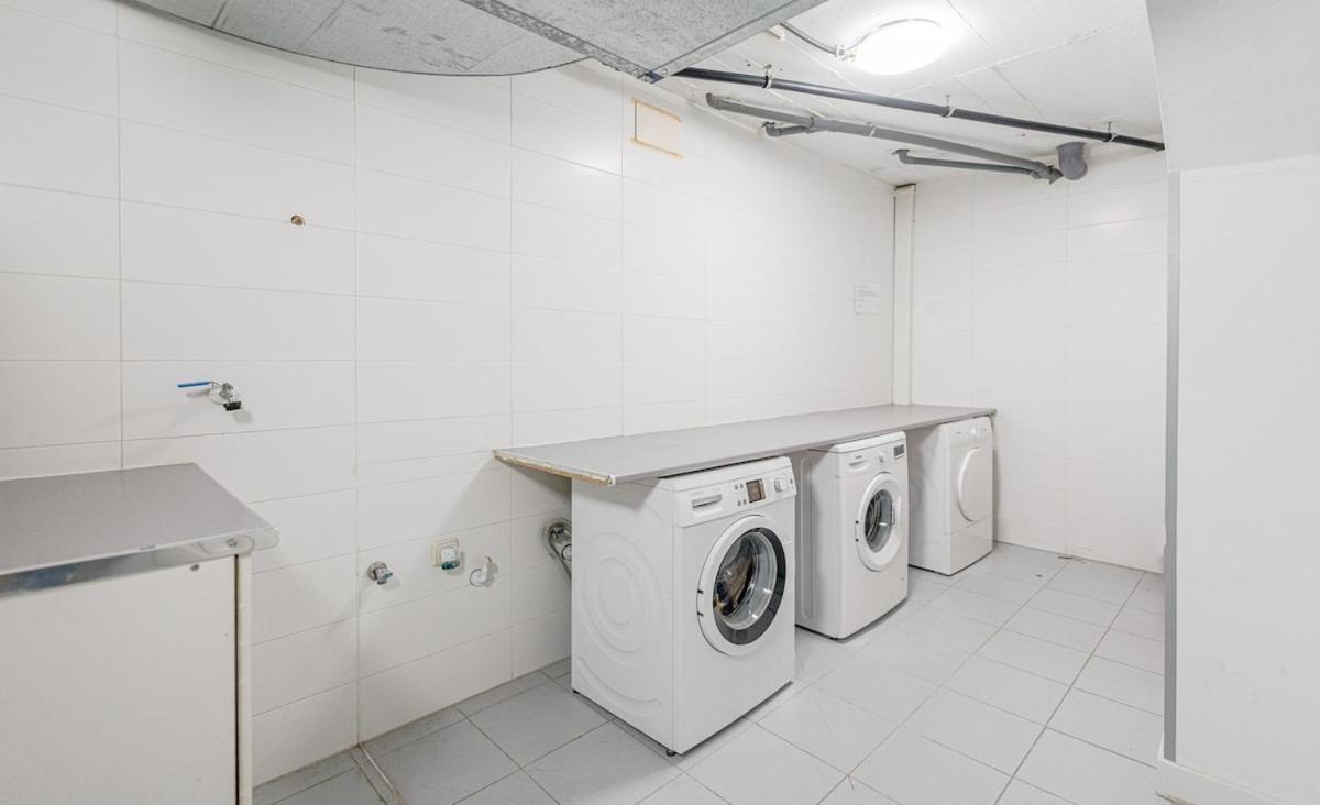 Appartement With Parking - 1b