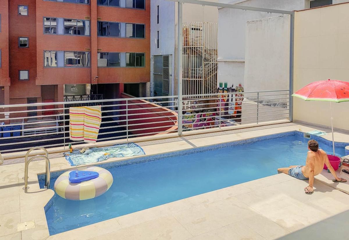 With Parking - 1b Appartement